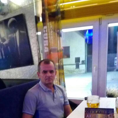  ,   Vitalij, 60 ,   ,   