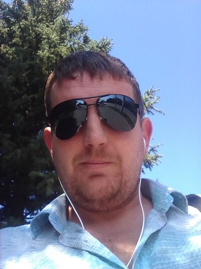 ,   Anton, 35 ,   ,   