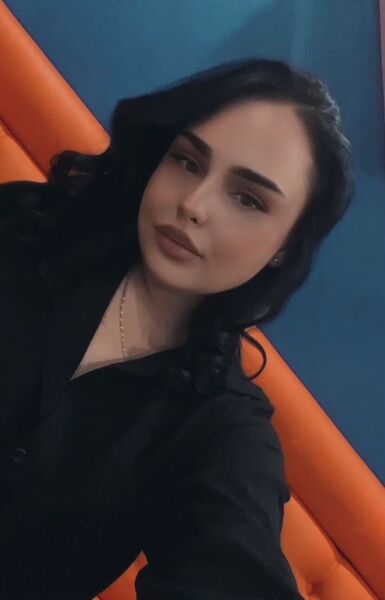  ,   Alexandra, 25 ,   ,   