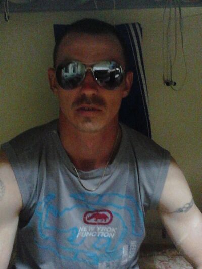  ,   Pavel, 40 ,   ,   , c 
