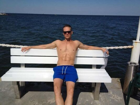  ,   Vladislav, 40 ,   ,   , c , 