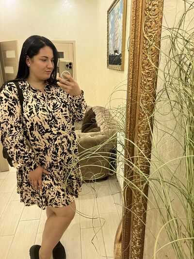  ,   Alina, 24 ,  