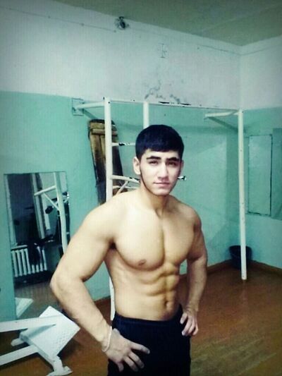  ,   Ruslan, 35 ,   ,   , c 