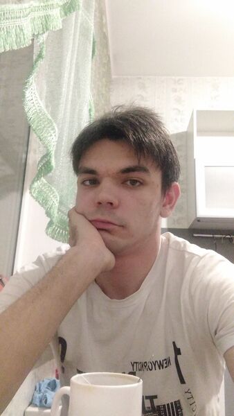  ,   Levi, 28 ,     , c 