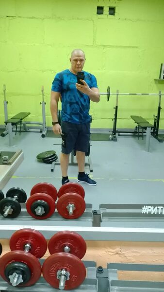  ,   Mikhail, 39 ,     , c 