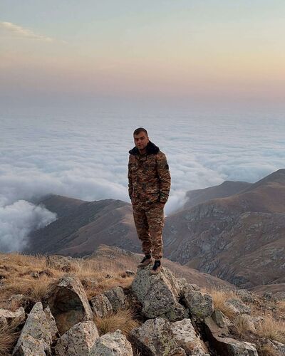  ,   Edvard, 27 ,   ,   