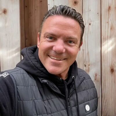  ,   Maxcell jame, 55 ,     , c 