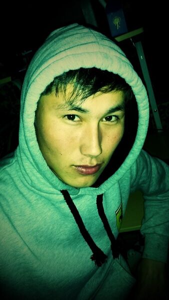 ,   Keni, 33 ,   ,   , c 