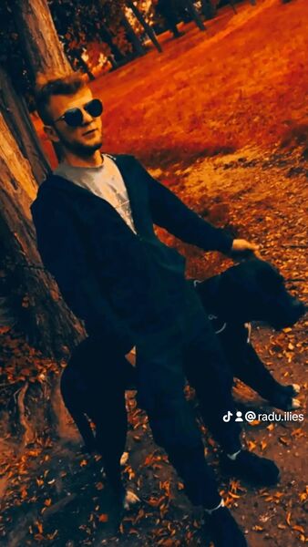  Villejuif,   Radu, 32 ,   ,   