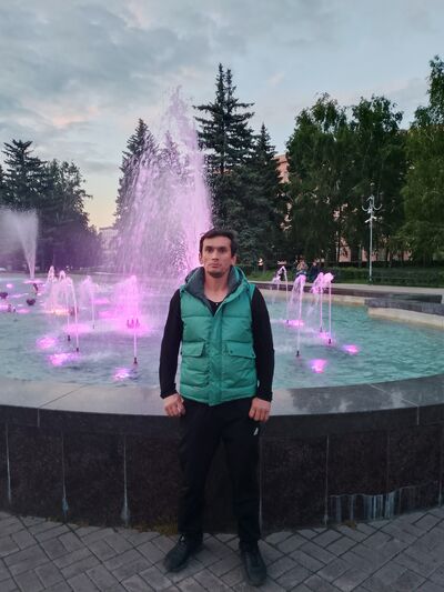  ,   Oskar, 36 ,   ,   