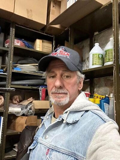  ,   Tommy Danilo, 63 ,   ,   , c 