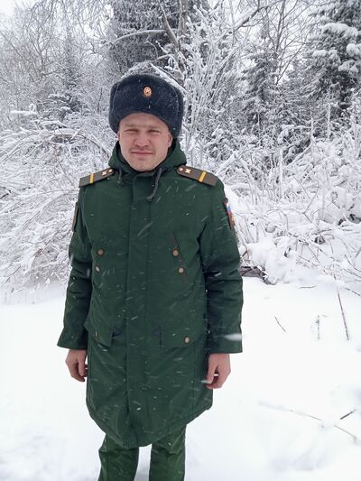  ,   Grigori, 28 ,   ,   