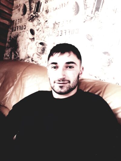  ,   Hayk, 32 ,   ,   