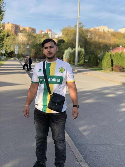  Algiers,   Zinou, 22 ,   ,   , c , 