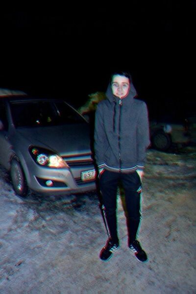  ,   Alexander, 28 ,   