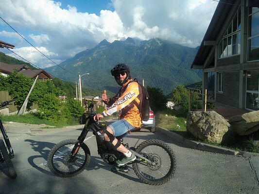  ,   Max, 46 ,   ,   