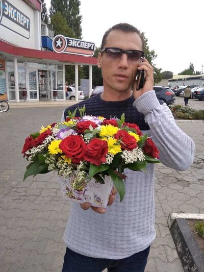  ,   Denis, 45 ,     , c 