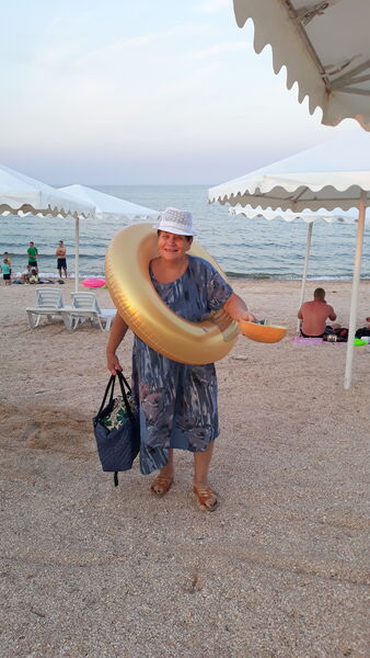  ,   Rina, 61 ,   ,   