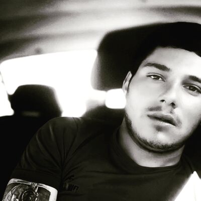  ,   Arman, 27 ,   ,   