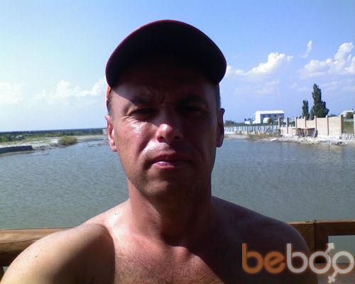  ,   Viktor, 49 ,   ,   , c 