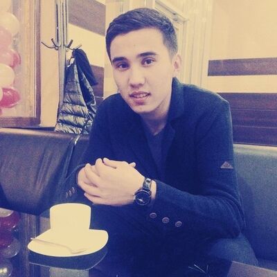  ,   UaKe, 31 ,   