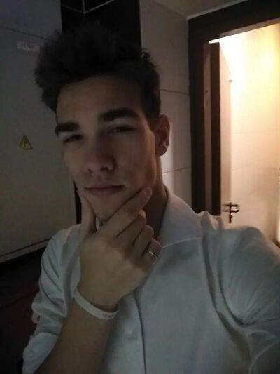  -,   Alexei, 24 ,   ,   , c , 