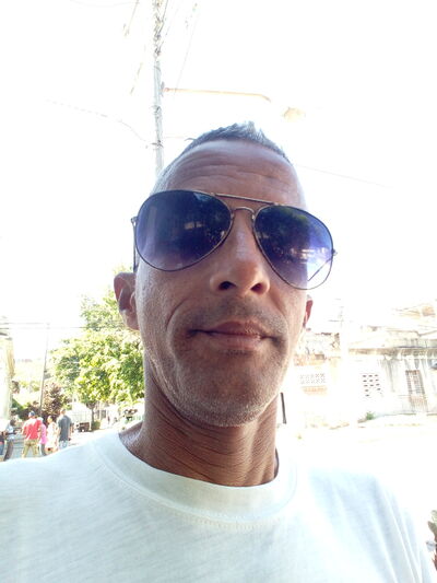  ,   Eduardo, 52 ,   ,   