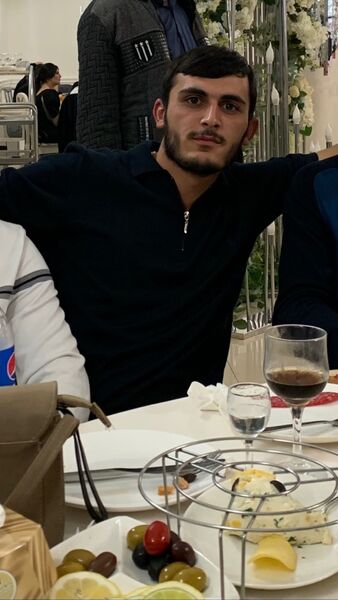  ,   Paruyr, 22 ,   ,   , c 