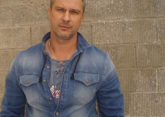  ,   Maks, 39 ,   ,   , c 