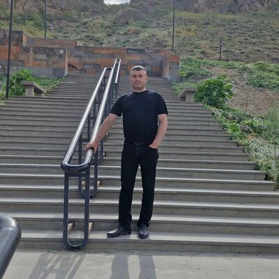  ,   Edik, 39 ,   ,   