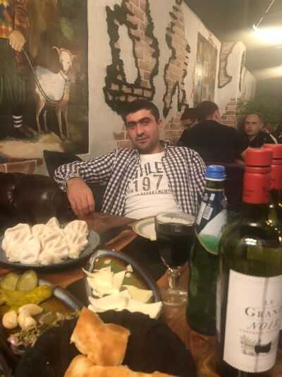  ,   Nshan, 33 ,   ,   