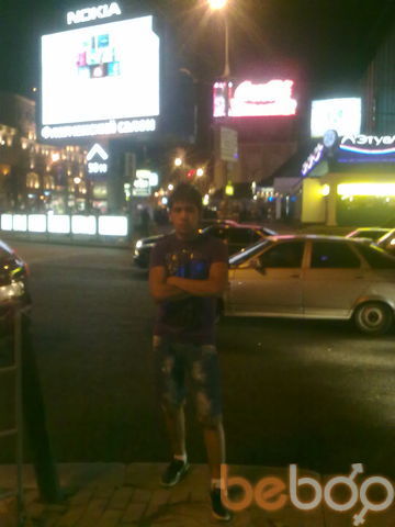  ,   Azat, 32 ,   ,   , c 