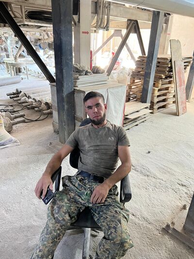  ,   Aziko, 33 ,   ,   