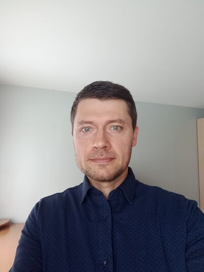  -,   Pavel, 40 ,   ,   