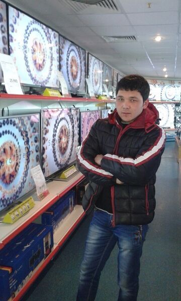  ,   Temur, 33 ,  