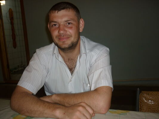  ,   Vitaliy, 40 ,   