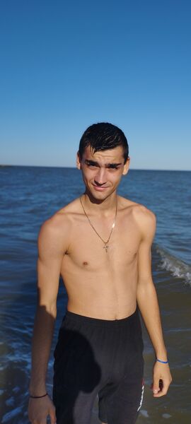  ,   Sergey, 20 ,   ,   