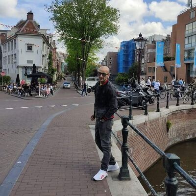  ,   Dima, 40 ,   ,   