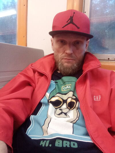  -,   , 44 ,   