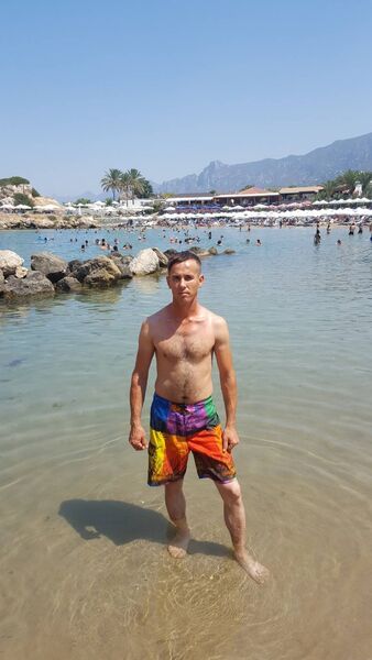  Nicosia,   Ruslan, 40 ,   ,   , c 