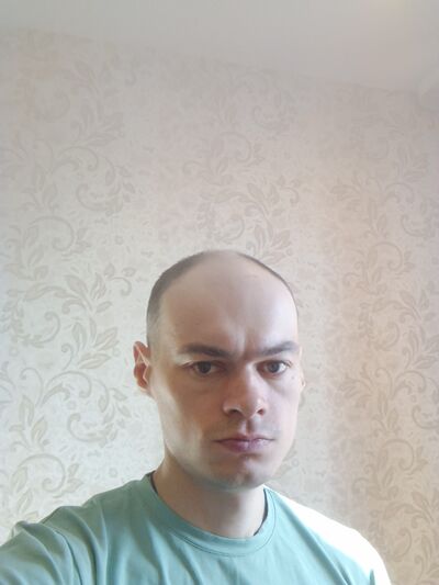  ,   Vladimir, 37 ,   ,   