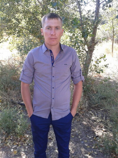  ,   Sergej, 38 ,   