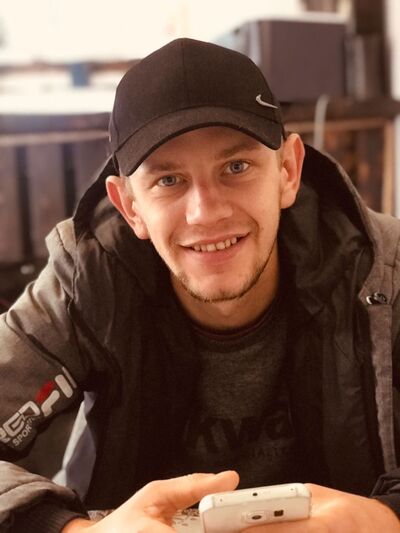  ,   Vasyl, 27 ,   ,   