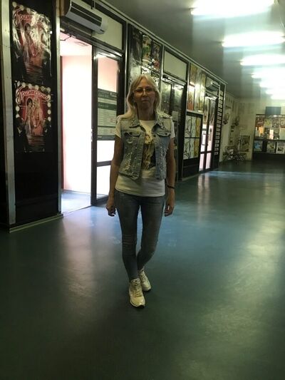  ,   Lara, 58 ,  
