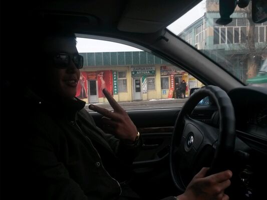  ,   Erlan, 37 ,  