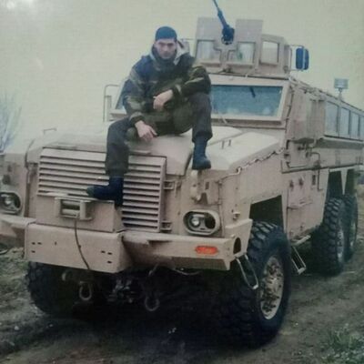  ,   Feruz, 32 ,   c 