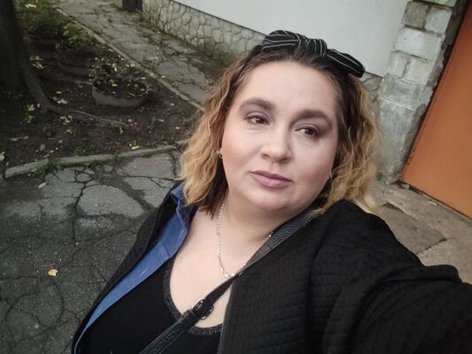  ,   Vicky, 39 ,   ,   , c 