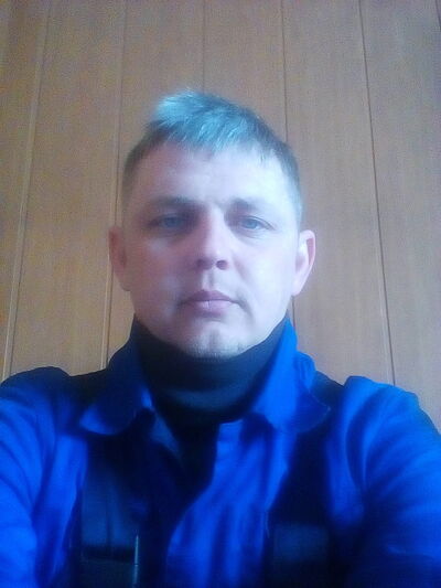  ,   Maksim, 41 ,   