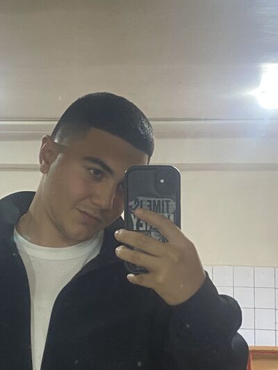  ,   Samvel, 25 ,   ,   