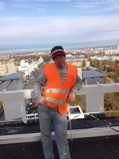   ,   Maxim, 32 ,   c 